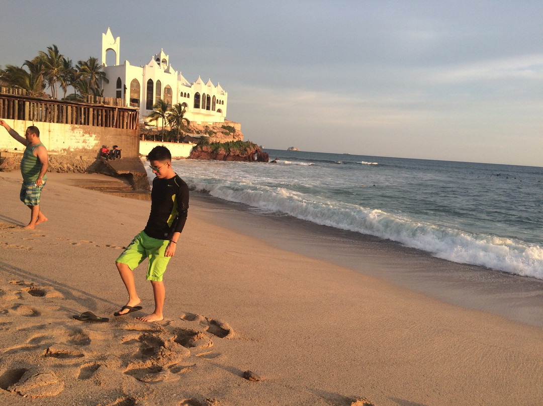 Playa Las Gaviotas景点图片