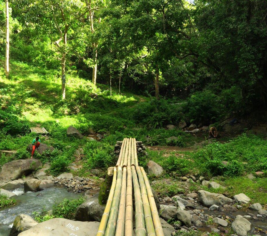 Murondao Waterfall景点图片