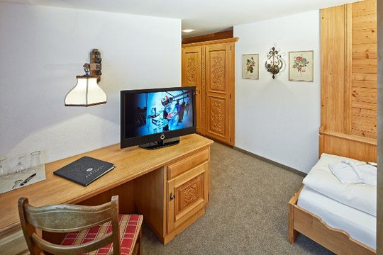 Hotel Bellevue主图