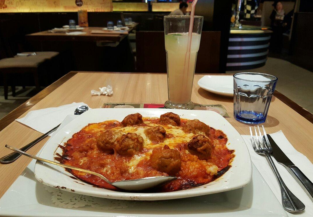 三河市餐馆和美食-必胜客(万达店)