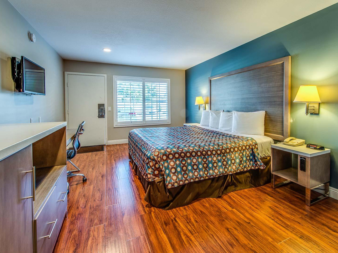 阿纳海姆骑士旅馆