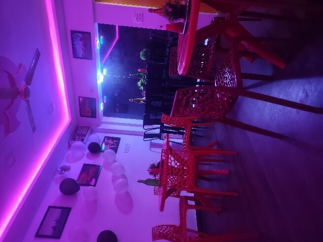 Eat 2 Drive Just Eat It