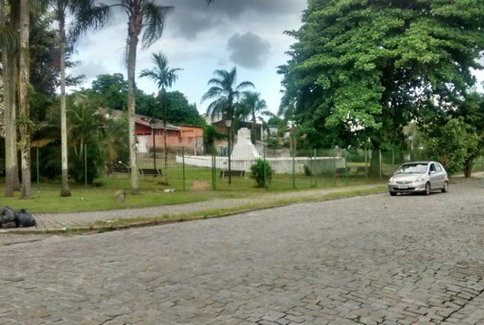 Fonte Velha ou Fontinha-巴拉那瓜必去景点