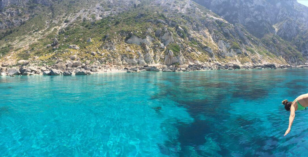 Aspri Ammos-Othonoi必去景点