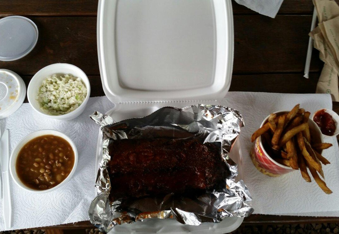 Sabillasville餐馆和美食-Frontier Bar B Q