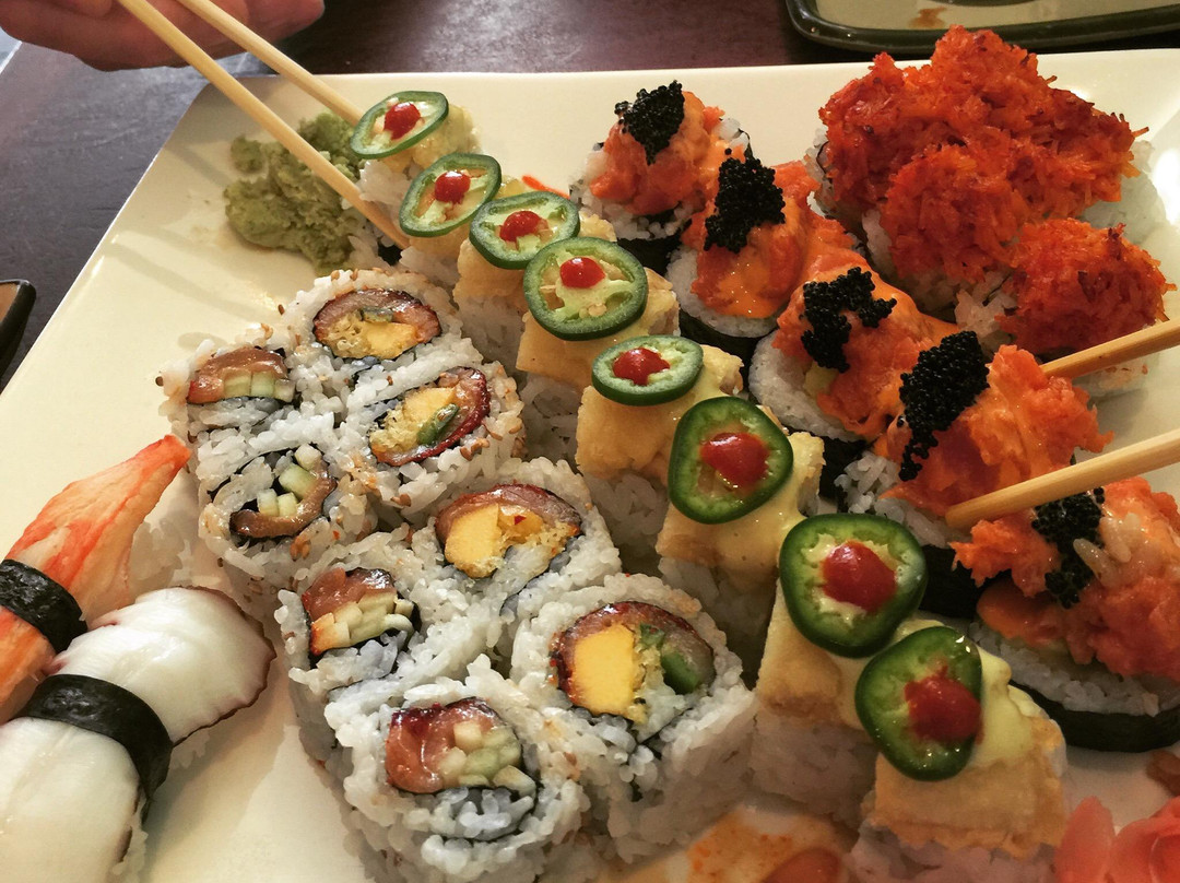 Makimoto Sushi Bar & Asian Kitchen