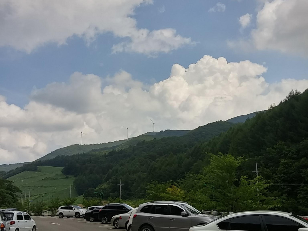 Geomnyongso Pond-太白市必去景点