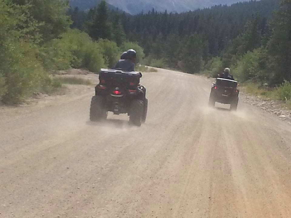 2 Mile Hi Ski-Doo-Leadville必去景点