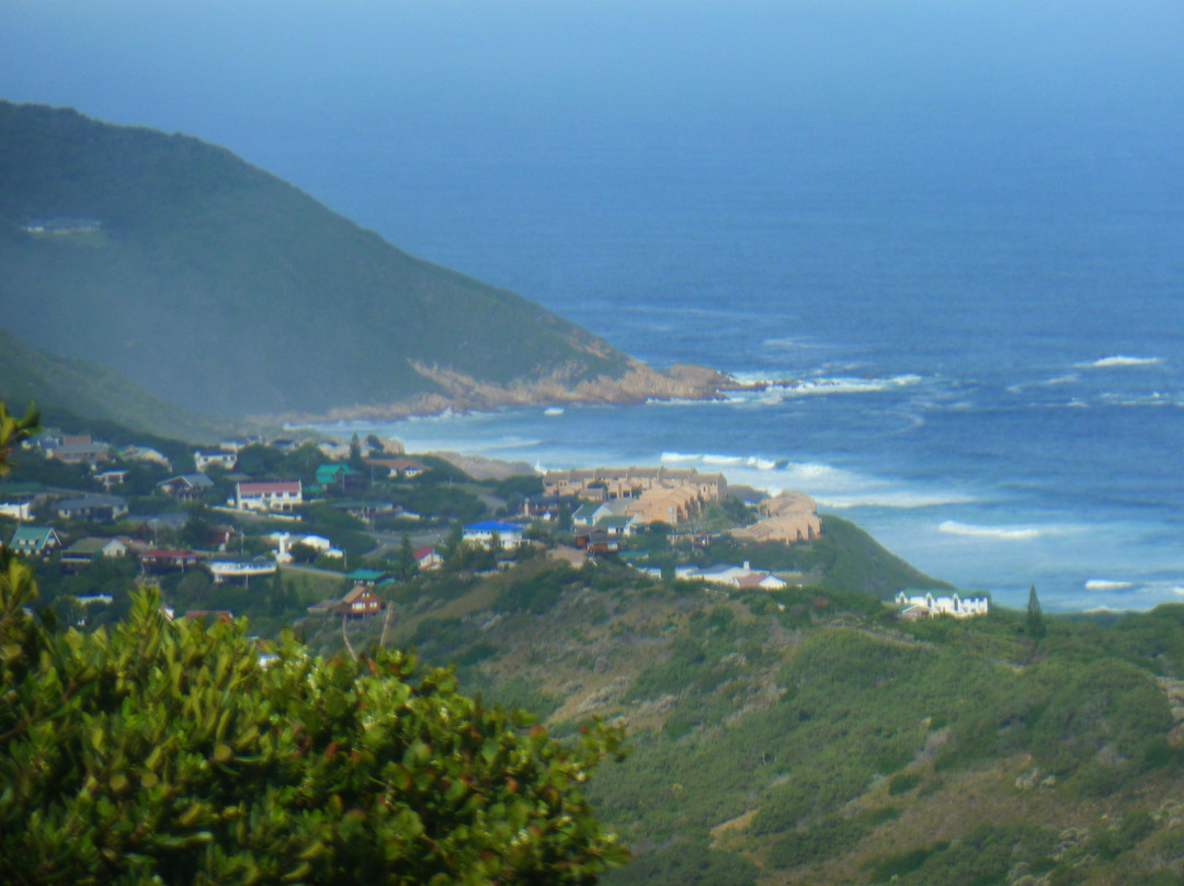 布伦顿海上别墅酒店-克尼斯纳必去景点