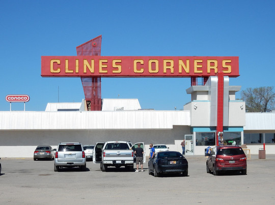 Clines Corners Gift Shop-Clines Corners必去景点