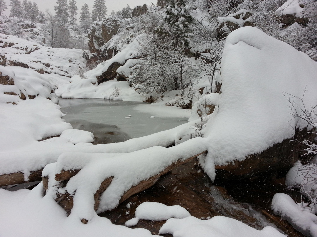 Ellison Creek Waterfall-Payson必去景点