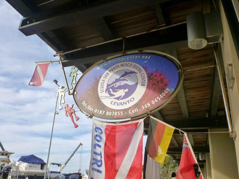 Punta Mesco Diving Center-莱万托必去景点