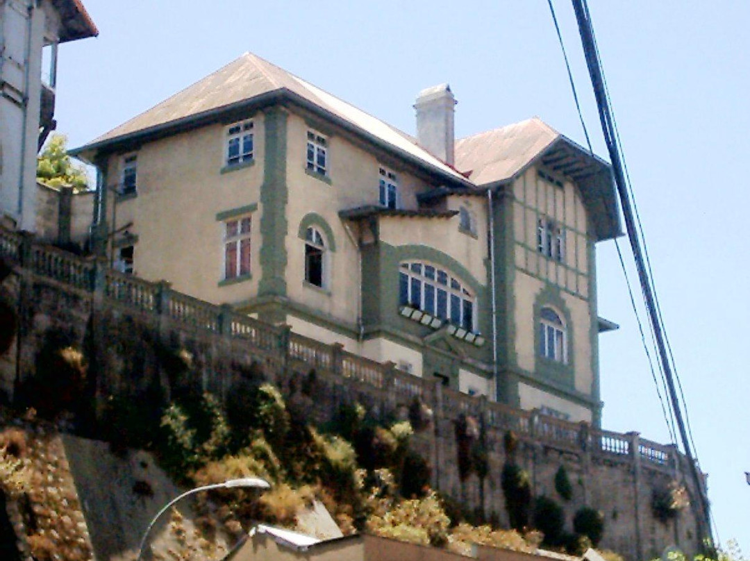 小城堡旅舍 - 旅馆