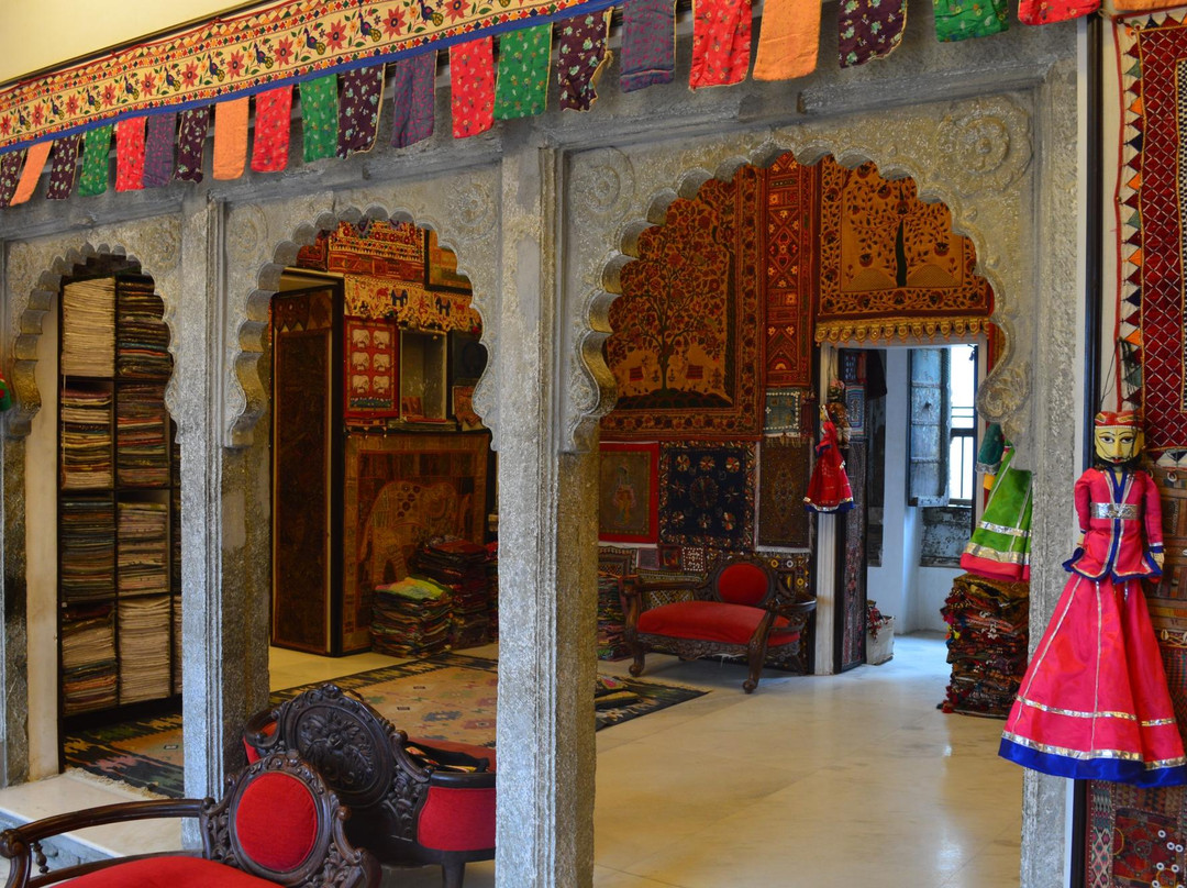 Ganesh Handicraft Emporium-乌代布尔必去景点