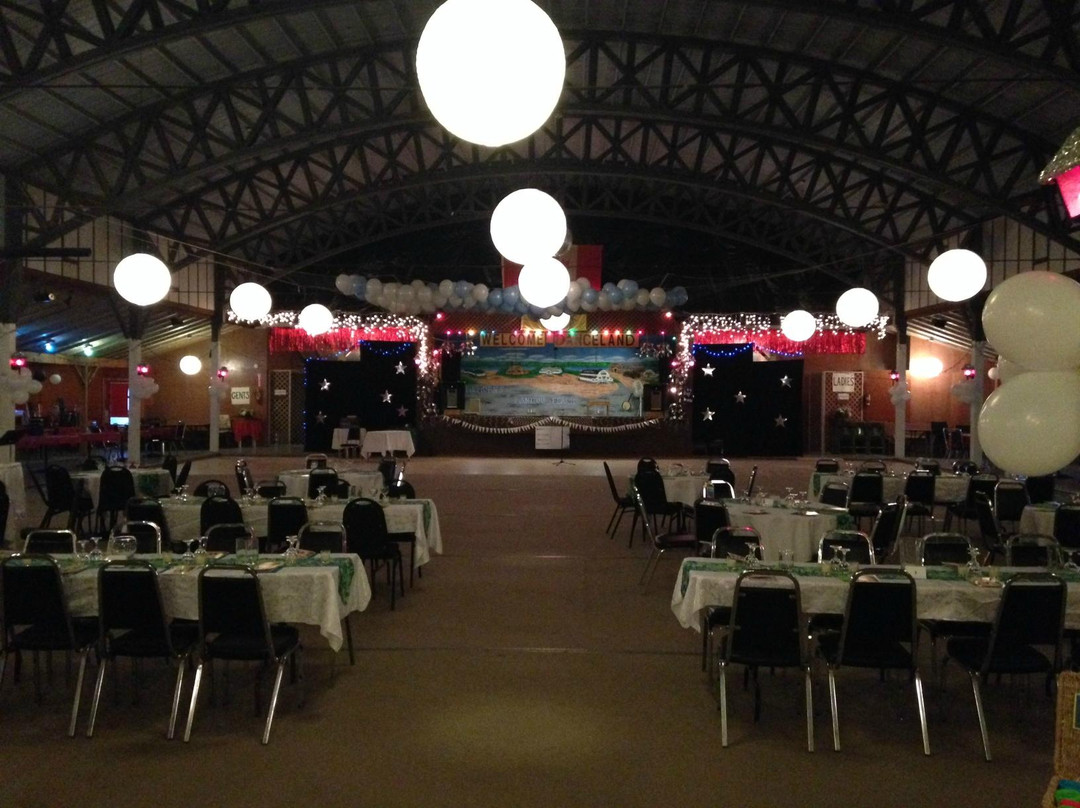 Danceland Ballroom-Manitou Beach必去景点