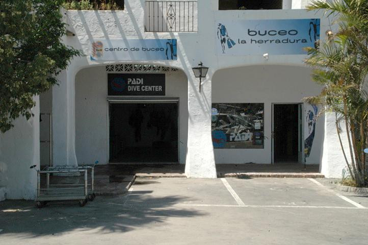 Buceo La Herradura-拉埃拉杜拉必去景点