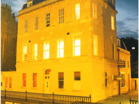 Moles-巴斯必去景点