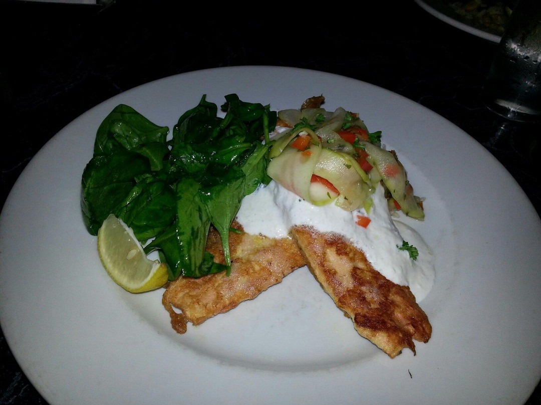 Kingfisher Bar and Grill