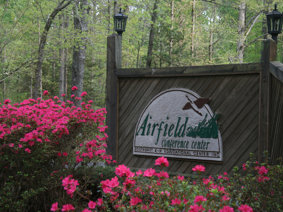 Airfield Conference Center-Wakefield必去景点