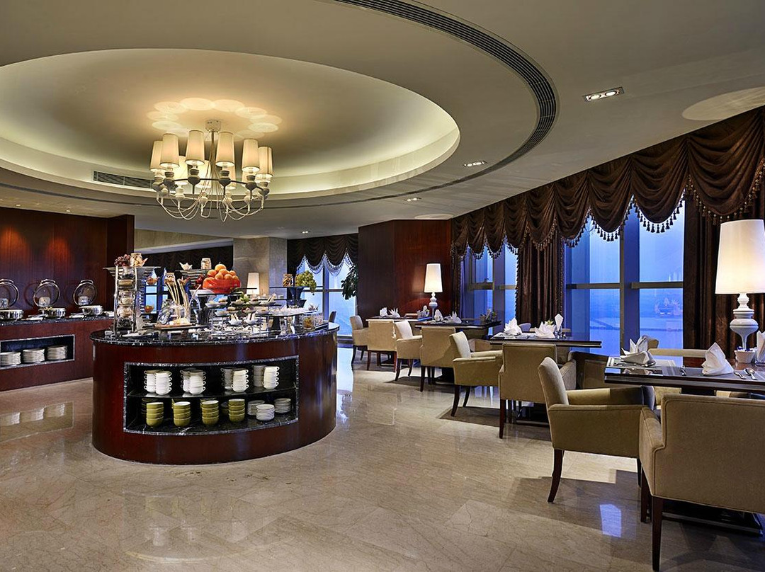 镇江兆和皇冠假日酒店主图