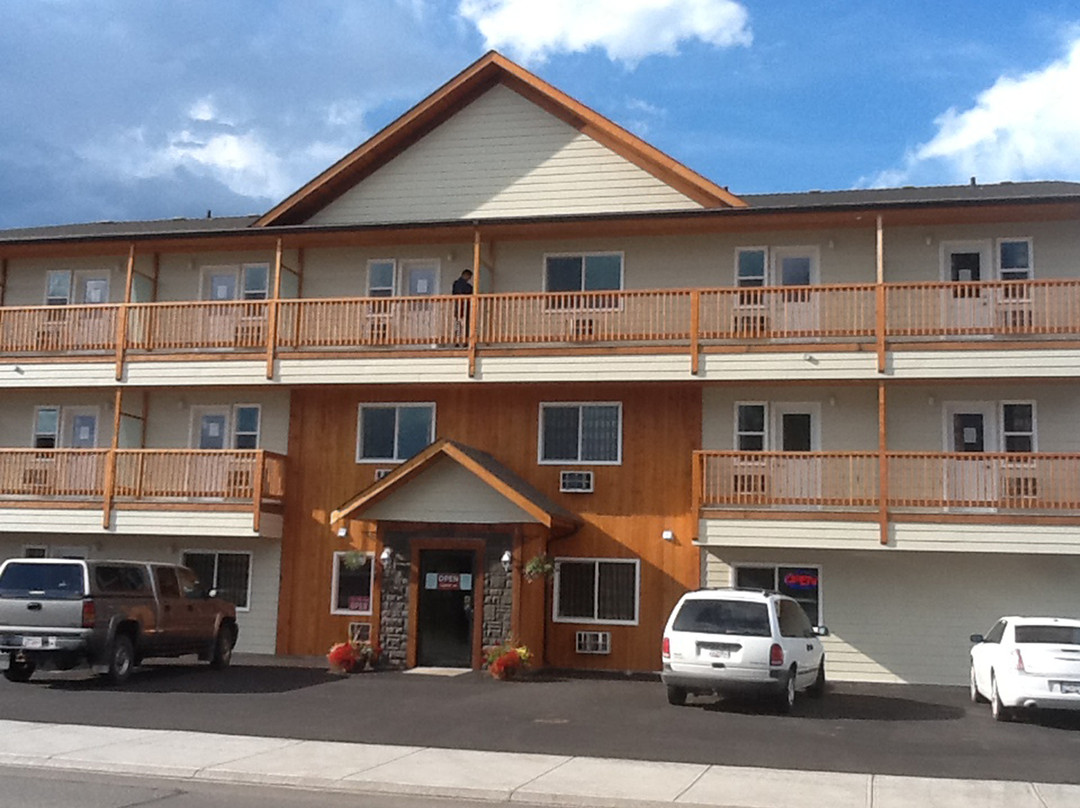 Burns Lake酒店住宿-Sunshine Inn Houston