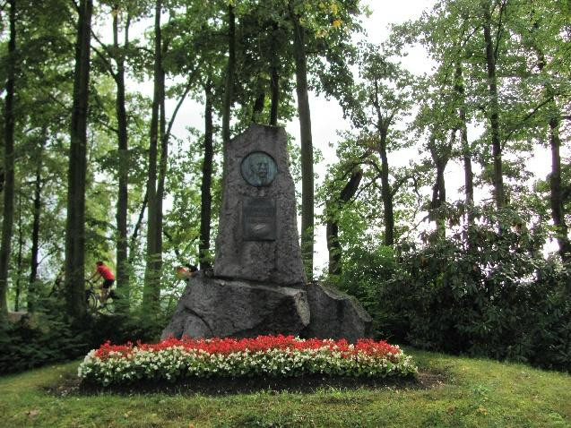 Josef Susta monument-崔邦必去景点