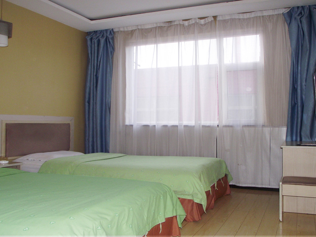 摩登时代都市酒店主图