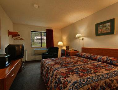 Super 8 Auburn主图