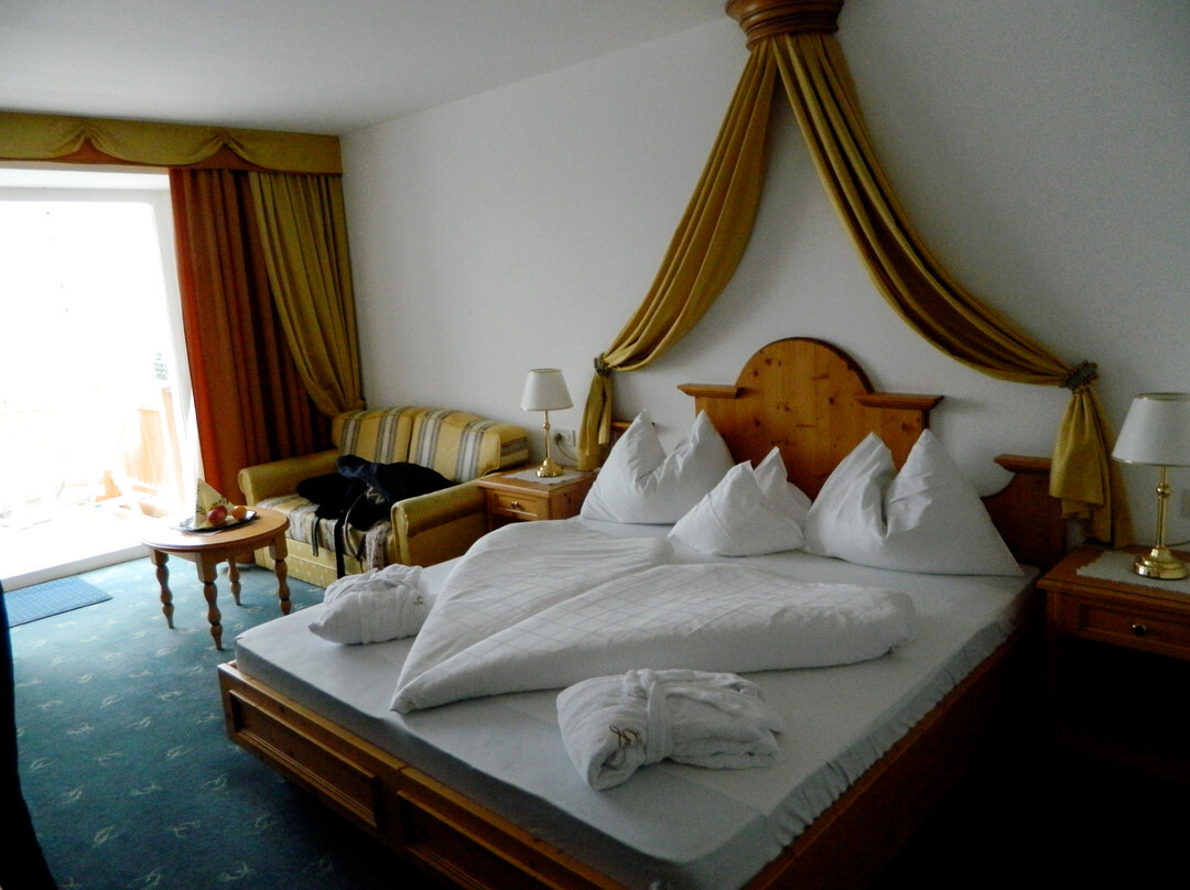 Small & Beautiful Hotel Gnaid