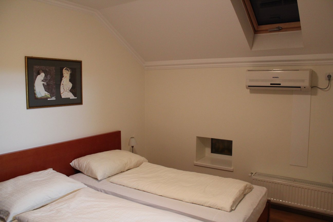 Hotel Konak-客卧