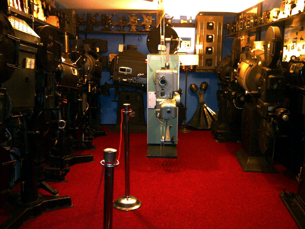 Highlands Cinemas景点图片
