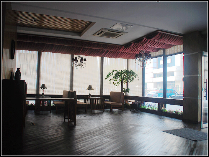 云绯国际酒店（烟台火车站店）主图