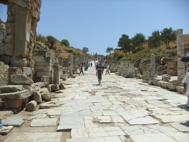Curetes Street景点图片