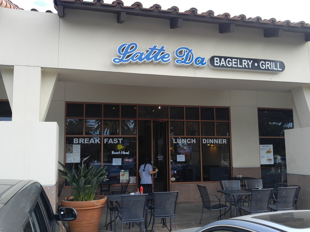 Latte Da Bagelry and Grill