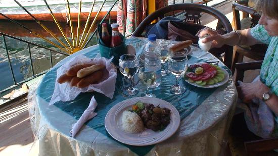 菲莱餐馆和美食-Salah el-Din