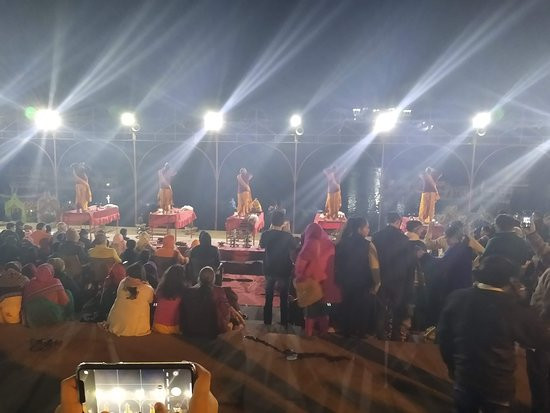 narmada river puja-贾巴尔普尔必去景点