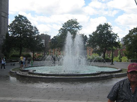 旧蒙特利尔城-蒙特利尔必去景点