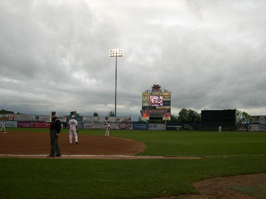 Rockford Riverhawks Baseball-Loves Park必去景点