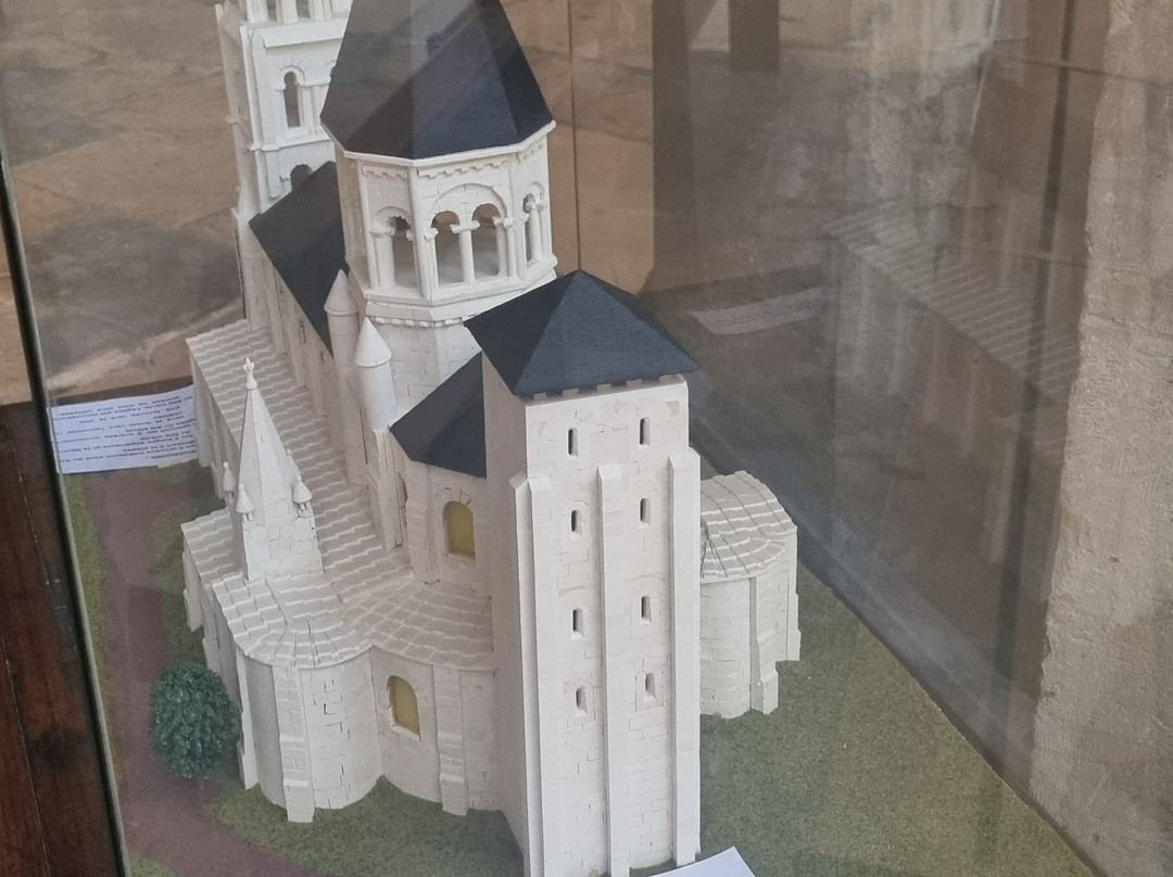 Collégiale Notre-Dame de Poissy景点图片