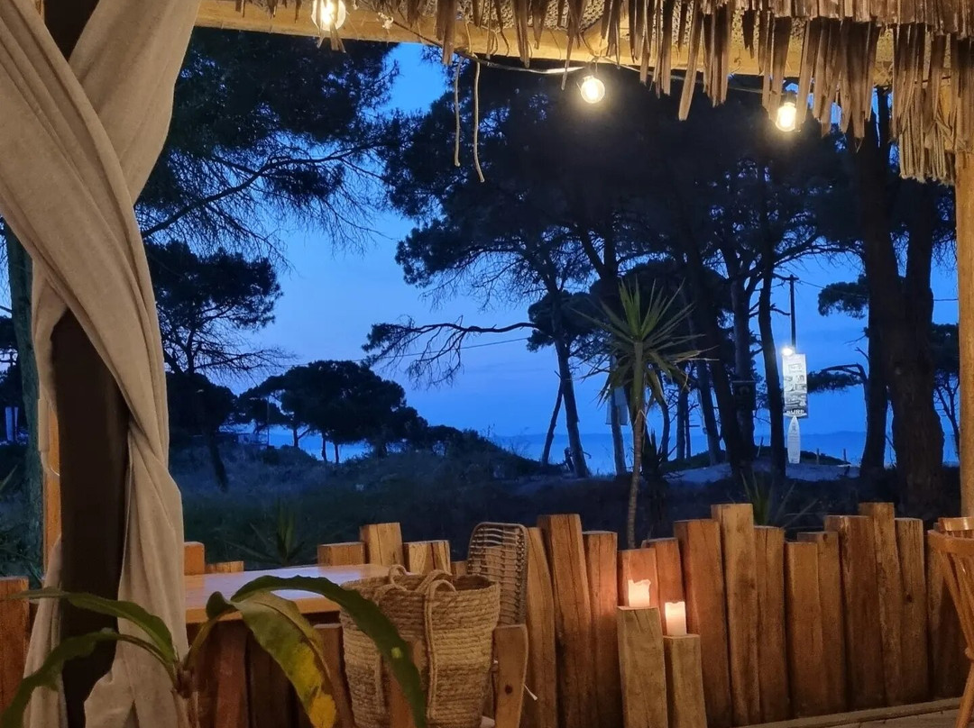 Karidi Beach Apartments主图