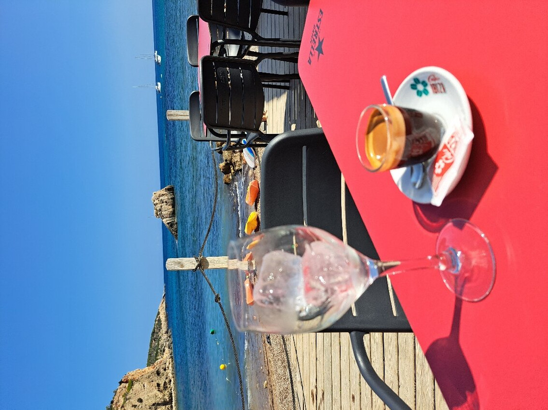 Cala Xarraca景点图片