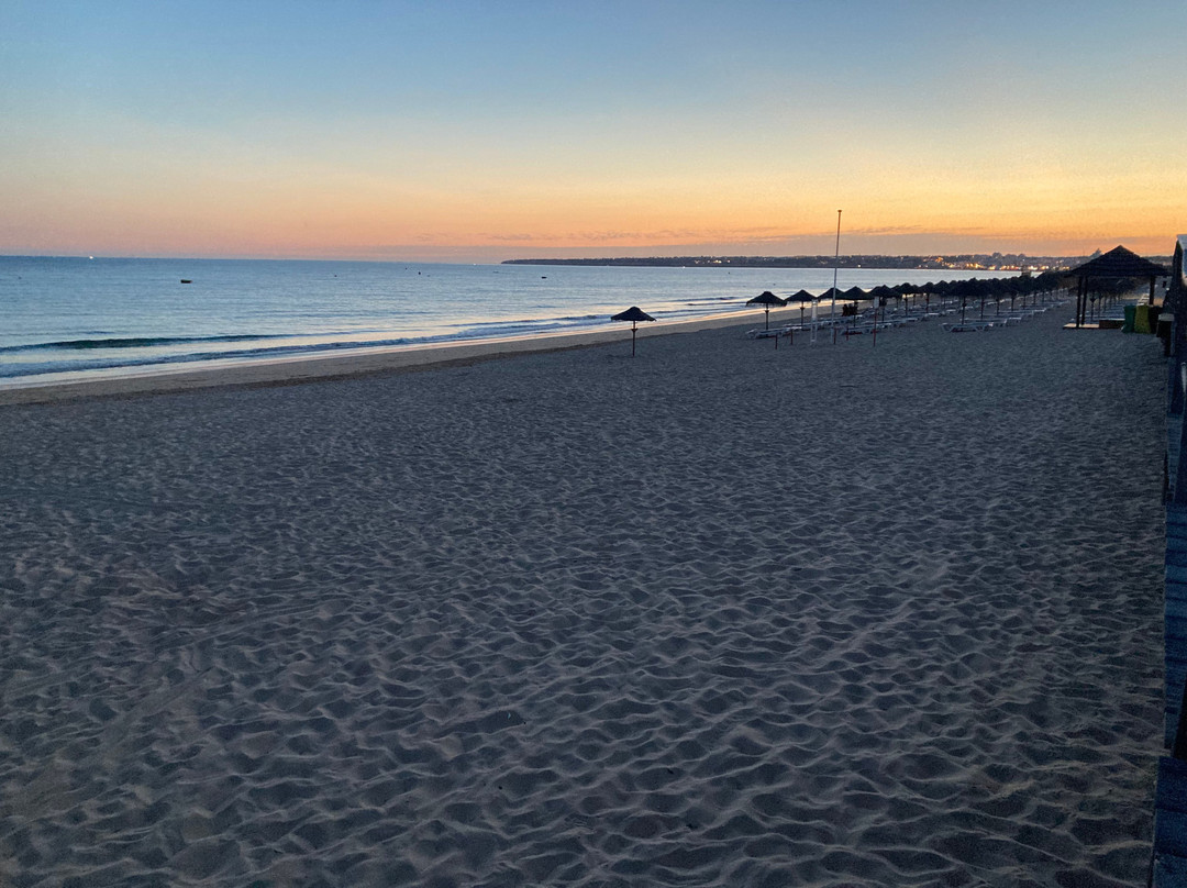 Praia dos Salgados景点图片