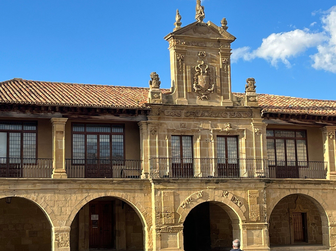 Ayuntamiento Santo Domingo De La Calzada-圣多明各德拉卡尔萨达必去景点