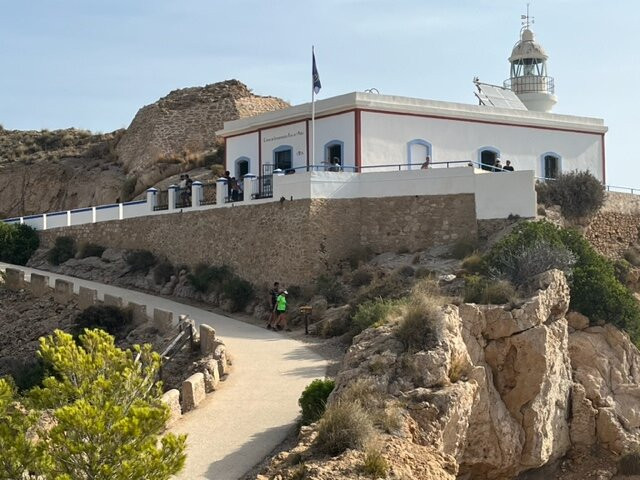 Faro de l'Albir-L'Alfas del Pi必去景点