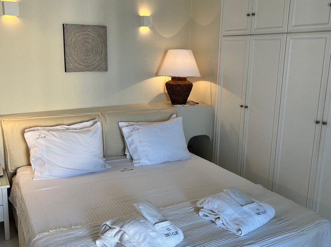 Zoe's Club Hotel主图