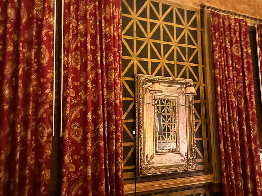 The Firehouse Inn主图