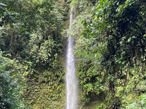 Vermilion Routes-基多必去景点