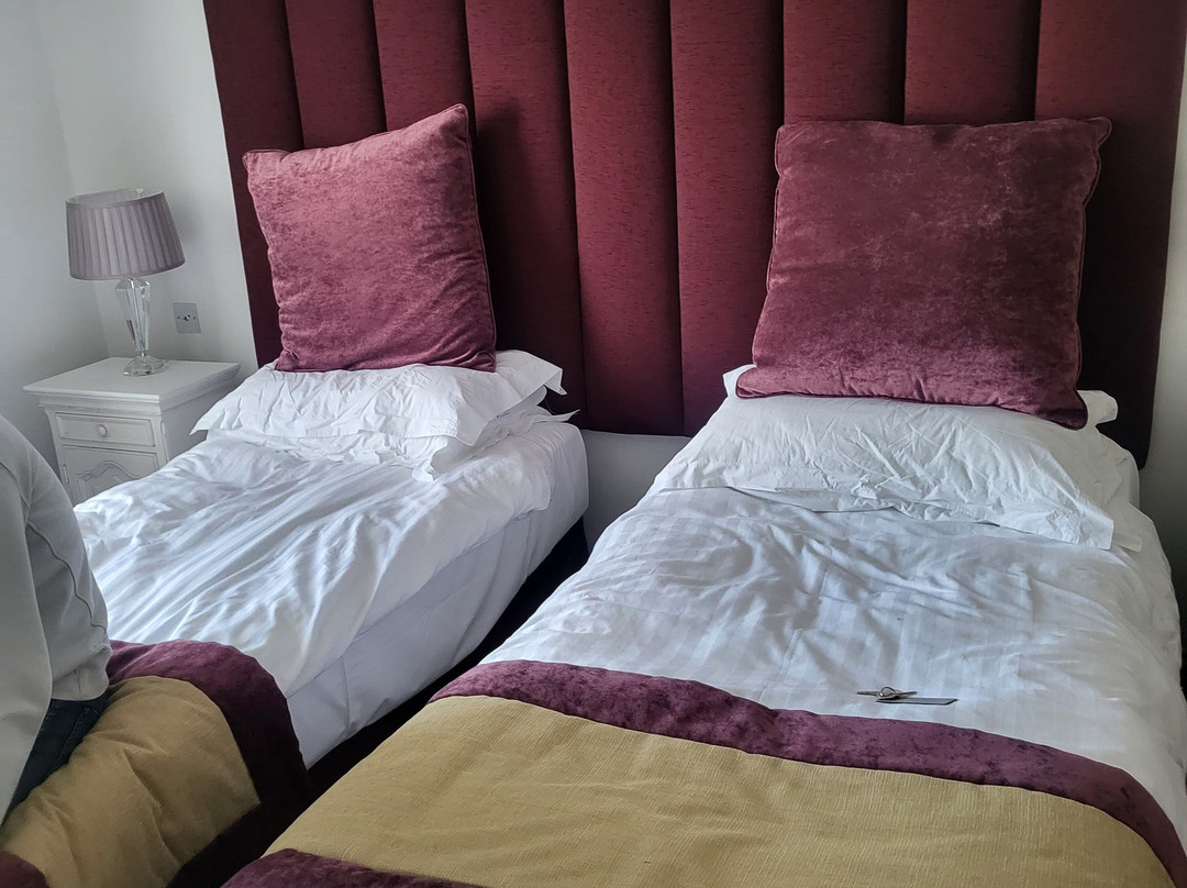 Castle View Guest House主图