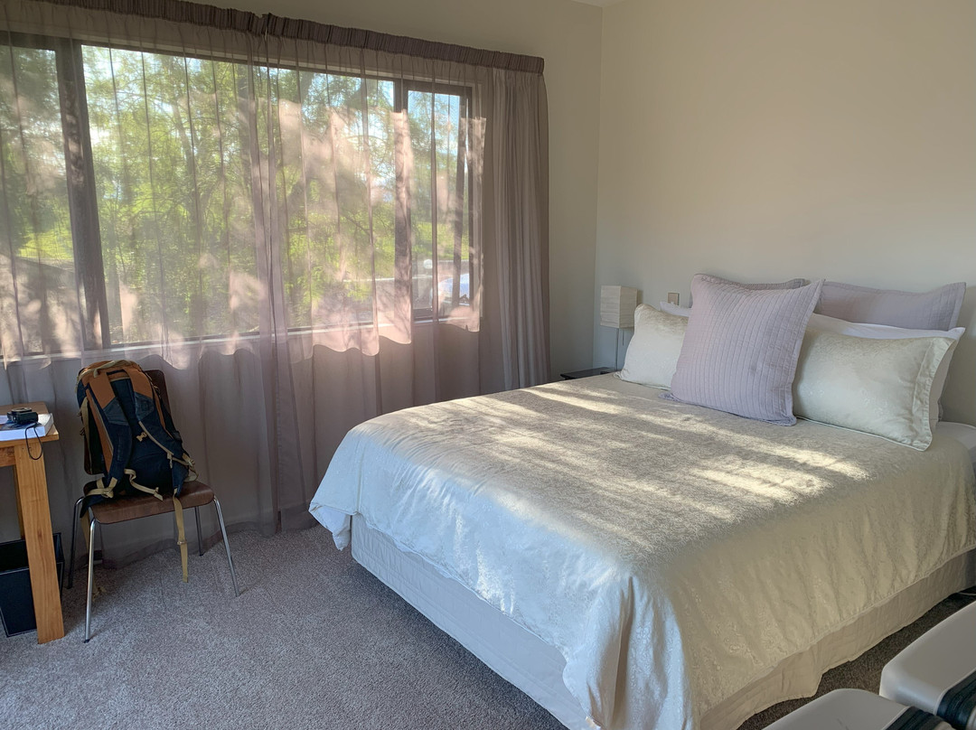 Pine Hill Lodge主图