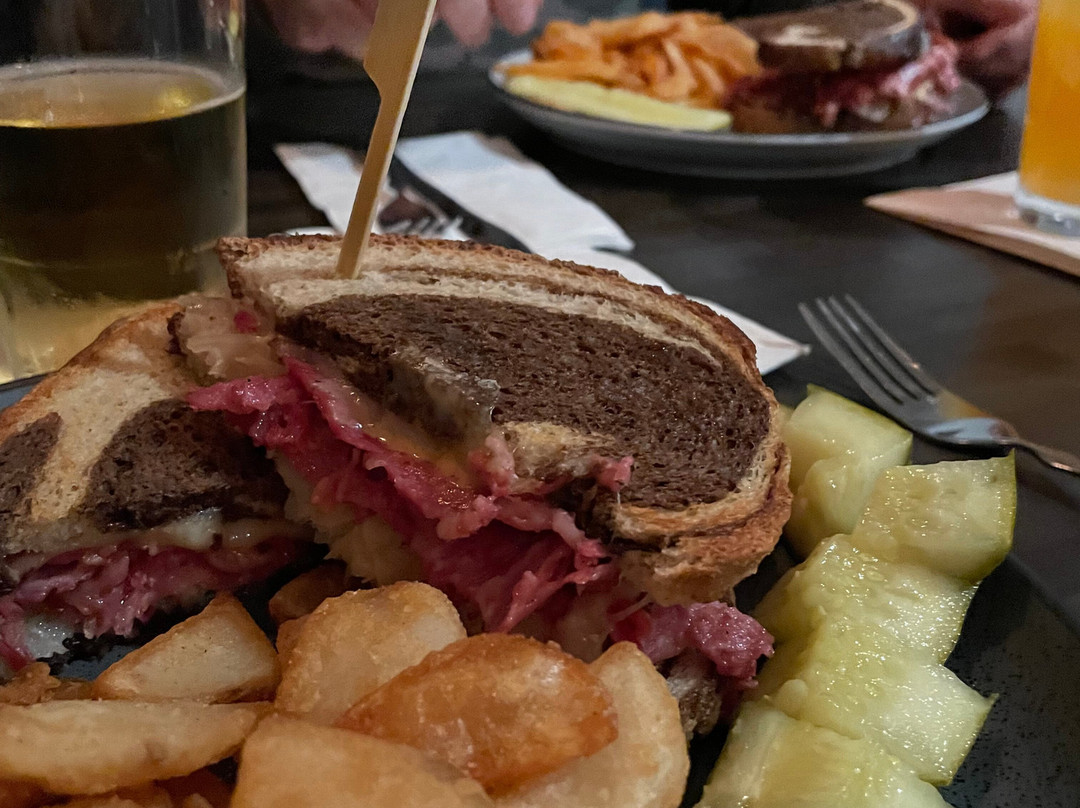 Towne Tavern and Tap